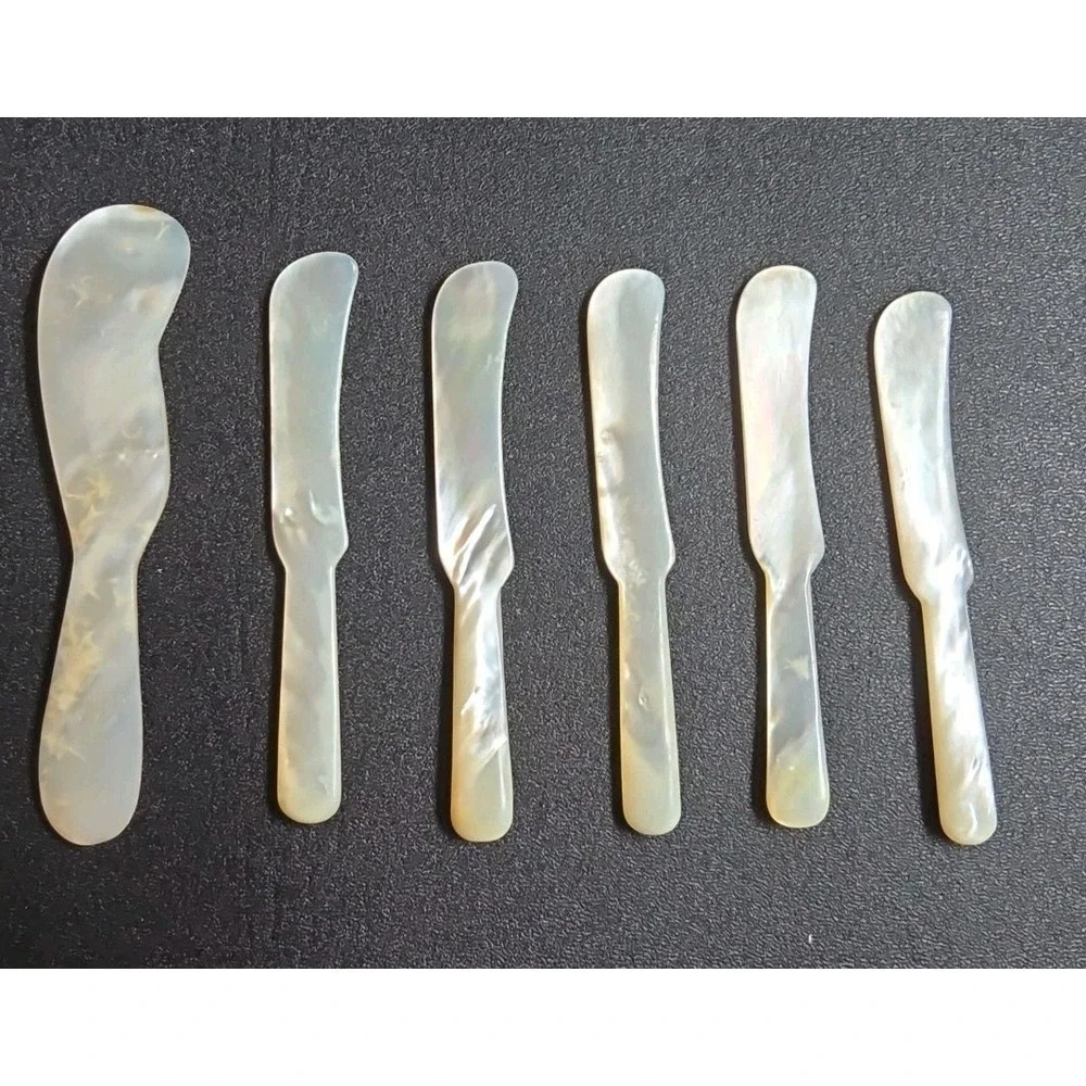 Vintage Mother of Pearl Caviar Spreader/Knife Set of 6 in original box